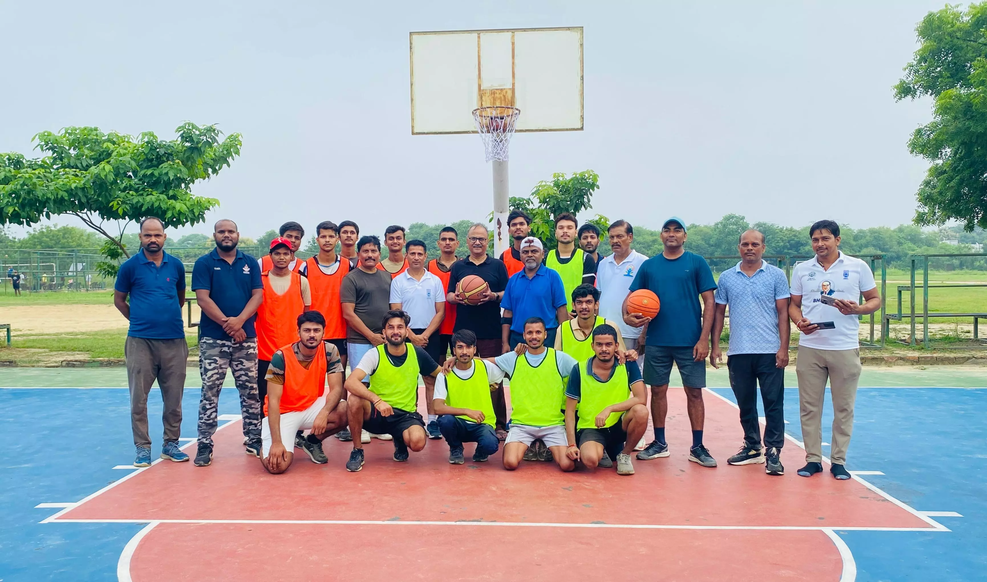 बाबा साहेब भीमराव अम्बेडकर विश्वविद्यालय, लखनऊ में राष्ट्रीय खेल दिवस 2025, उत्साह और समर्पण के साथ मनाया गया .
