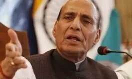 रक्षा मंत्री राजनाथ सिंह ने प्रधानमंत्री मोदी की चीन यात्रा को भारत की उपस्थिति मज़बूत करने की दिशा में महत्वपूर्ण कदम बताया रक्षा मंत्री राजनाथ सिंह ने प्रधानमंत्री मोदी की चीन यात्रा को भारत की उपस्थिति मज़बूत करने की दिशा में महत्वपूर्ण कदम बताया