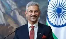 विदेश मंत्री डॉ. एस. जयशंकर ने नई दिल्ली में सिंगापुर के प्रधानमंत्री लॉरेंस वोंग से मुलाकात की विदेश मंत्री डॉ. एस. जयशंकर ने नई दिल्ली में सिंगापुर के प्रधानमंत्री लॉरेंस वोंग से मुलाकात की