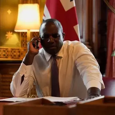 UK рдХреЗ рд╡рд┐рджреЗрд╢ рдордВрддреНрд░реА рдбреЗрд╡рд┐рдб рд▓реИрдореА рдХреЛ рдирд┐рдпреБрдХреНрдд рдХрд┐рдпрд╛ рдЧрдпрд╛ рдЙрдк-рдкреНрд░рдзрд╛рдирдордВрддреНрд░реА UK рдХреЗ рд╡рд┐рджреЗрд╢ рдордВрддреНрд░реА рдбреЗрд╡рд┐рдб рд▓реИрдореА рдХреЛ рдирд┐рдпреБрдХреНрдд рдХрд┐рдпрд╛ рдЧрдпрд╛ рдЙрдк-рдкреНрд░рдзрд╛рдирдордВрддреНрд░реА