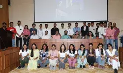 कानपुर विश्वविद्यालय में लेंस एंड लेगेसी फोटोग्राफी कार्यक्रम का हुआ आयोजन कानपुर विश्वविद्यालय में लेंस एंड लेगेसी फोटोग्राफी कार्यक्रम का हुआ आयोजन