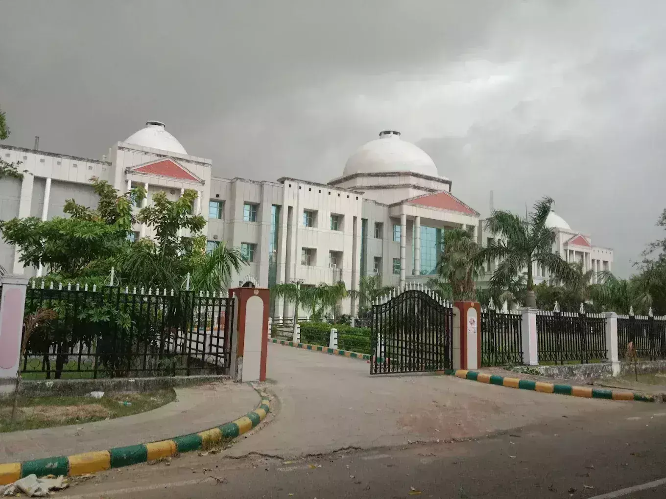 नए आपराधिक कानून एवं आपराधिक मुकदमेः न्याय प्रणाली का नया परिदृश्य नए आपराधिक कानून एवं आपराधिक मुकदमेः न्याय प्रणाली का नया परिदृश्य