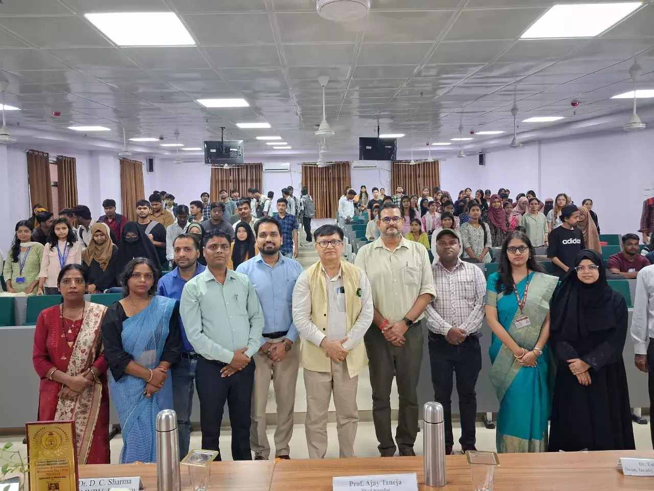 भाषा विश्वविद्यालय में अंतर्राष्ट्रीय सूक्ष्मजीव दिवस–2025 मनाया गया भाषा विश्वविद्यालय में अंतर्राष्ट्रीय सूक्ष्मजीव दिवस–2025 मनाया गया