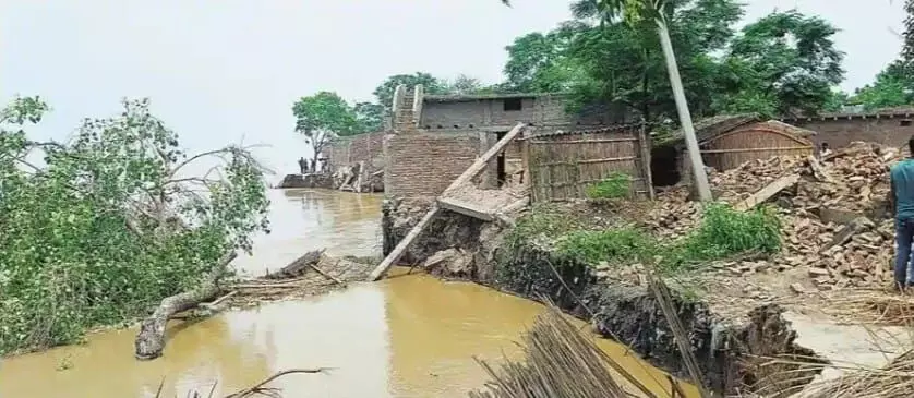 जवइनिया , बिहार के नक्शे से मिटा एक गांव / जवइनिया के लोगों के साथ ही ये सौतेला व्यवहार क्यों हो रहा है? जवइनिया , बिहार के नक्शे से मिटा एक गांव / जवइनिया के लोगों के साथ ही ये सौतेला व्यवहार क्यों हो रहा है?