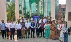 рднрд╛рд╖рд╛ рд╡рд┐рд╢реНрд╡рд╡рд┐рджреНрдпрд╛рд▓рдп рдореЗрдВ тАЬрд╕реНрд╡рдЪреНрдЫ рд╡рд╛рдпреБ рдХрд╛ рдорд╛рд░реНрдЧтАЭ рдкрд░  рдЪрд░реНрдЪрд╛ рдХрд╛ рдЖрдпреЛрдЬрди . рдЙрддреНрддрд░ рдкреНрд░рджреЗрд╢ рдореЗрдВ рд╡рд╛рдпреБ рдЧреБрдгрд╡рддреНрддрд╛ рд╕реБрдзрд╛рд░ рдХреА рджрд┐рд╢рд╛ рдореЗрдВ рдорд╣рддреНрд╡рдкреВрд░реНрдг рд╡рд┐рдЪрд╛рд░-рд╡рд┐рдорд░реНрд╢ рднрд╛рд╖рд╛ рд╡рд┐рд╢реНрд╡рд╡рд┐рджреНрдпрд╛рд▓рдп рдореЗрдВ тАЬрд╕реНрд╡рдЪреНрдЫ рд╡рд╛рдпреБ рдХрд╛ рдорд╛рд░реНрдЧтАЭ рдкрд░  рдЪрд░реНрдЪрд╛ рдХрд╛ рдЖрдпреЛрдЬрди . рдЙрддреНрддрд░ рдкреНрд░рджреЗрд╢ рдореЗрдВ рд╡рд╛рдпреБ рдЧреБрдгрд╡рддреНрддрд╛ рд╕реБрдзрд╛рд░ рдХреА рджрд┐рд╢рд╛ рдореЗрдВ рдорд╣рддреНрд╡рдкреВрд░реНрдг рд╡рд┐рдЪрд╛рд░-рд╡рд┐рдорд░реНрд╢