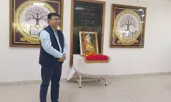 рднрд╛рд╖рд╛ рд╡рд┐рд╢реНрд╡рд╡рд┐рджреНрдпрд╛рд▓рдп рдореЗрдВ рдзреВрдордзрд╛рдо рд╕реЗ рдордирд╛рдИ рдЧрдИ рд╡рд╛рд▓реНрдореАрдХрд┐ рдЬрдпрдВрддреА рднрд╛рд╖рд╛ рд╡рд┐рд╢реНрд╡рд╡рд┐рджреНрдпрд╛рд▓рдп рдореЗрдВ рдзреВрдордзрд╛рдо рд╕реЗ рдордирд╛рдИ рдЧрдИ рд╡рд╛рд▓реНрдореАрдХрд┐ рдЬрдпрдВрддреА