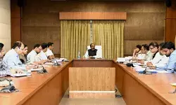 उप मुख्यमंत्री श्री साव ने नगरीय प्रशासन विभाग के कार्यों की समीक्षा की