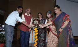 рд╕реА.рдПрд╕.рдЬреЗ.рдПрдо. рд╡рд┐рд╢реНрд╡рд╡рд┐рджреНрдпрд╛рд▓рдп, рдХрд╛рдирдкреБрд░ рдореЗрдВ рдЖрдИ.рдЖрдИ.рдЯреА. рдХрд╛рдирдкреБрд░ рдХреЗ рд╕рдВрдпреБрдХреНрдд рд╕рд╣рдпреЛрдЧ рд╕реЗ рд╡рд╛рд░реНрд╖рд┐рдХ рд╣рд░реАрд╢-рдЪрдВрджреНрд░ рд╡реНрдпрд╛рдЦреНрдпрд╛рди рдХрд╛ рд╕рдлрд▓ рдЖрдпреЛрдЬрди рд╕реА.рдПрд╕.рдЬреЗ.рдПрдо. рд╡рд┐рд╢реНрд╡рд╡рд┐рджреНрдпрд╛рд▓рдп, рдХрд╛рдирдкреБрд░ рдореЗрдВ рдЖрдИ.рдЖрдИ.рдЯреА. рдХрд╛рдирдкреБрд░ рдХреЗ рд╕рдВрдпреБрдХреНрдд рд╕рд╣рдпреЛрдЧ рд╕реЗ рд╡рд╛рд░реНрд╖рд┐рдХ рд╣рд░реАрд╢-рдЪрдВрджреНрд░ рд╡реНрдпрд╛рдЦреНрдпрд╛рди рдХрд╛ рд╕рдлрд▓ рдЖрдпреЛрдЬрди