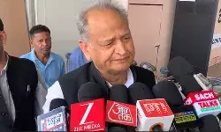 पटना : तेजस्वी ही होंगे मुख्यमंत्री का चेहरा-अशोक गहलोत पटना : तेजस्वी ही होंगे मुख्यमंत्री का चेहरा-अशोक गहलोत