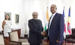 рдЙрдкрд░рд╛рд╖реНрдЯреНрд░рдкрддрд┐ рд░рд╛рдзрд╛рдХреГрд╖реНрдгрди рдиреЗ рд╕реЗрд╢реЗрд▓реНрд╕ рдХреЗ рд░рд╛рд╖реНрдЯреНрд░рдкрддрд┐ рдбреЙ. рдкреИрдЯреНрд░рд┐рдХ рд╣рд░реНрдорд┐рдиреА рд╕реЗ рдХреА рдореБрд▓рд╛рдХрд╛рдд рдЙрдкрд░рд╛рд╖реНрдЯреНрд░рдкрддрд┐ рд░рд╛рдзрд╛рдХреГрд╖реНрдгрди рдиреЗ рд╕реЗрд╢реЗрд▓реНрд╕ рдХреЗ рд░рд╛рд╖реНрдЯреНрд░рдкрддрд┐ рдбреЙ. рдкреИрдЯреНрд░рд┐рдХ рд╣рд░реНрдорд┐рдиреА рд╕реЗ рдХреА рдореБрд▓рд╛рдХрд╛рдд