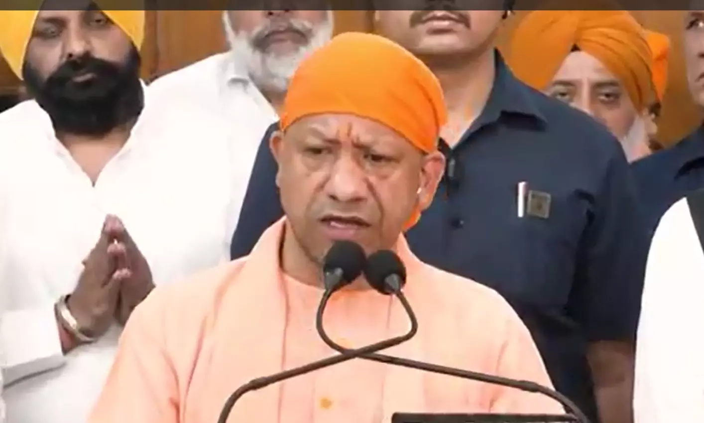 लखनऊः भारत की सनातन परंपरा में सिख गुरुओं का योगदान अविस्मरणीय है, अभिनंदनीय है- सीएम योगी लखनऊः भारत की सनातन परंपरा में सिख गुरुओं का योगदान अविस्मरणीय है, अभिनंदनीय है- सीएम योगी