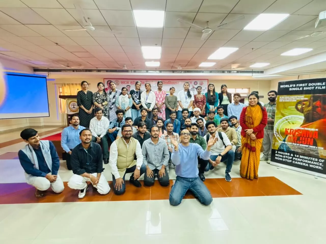 फिल्म मेकिंग वर्कशॉप में भाषा विवि के छात्रों ने सीखी फ़िल्म निर्माण की बारीकियाँ