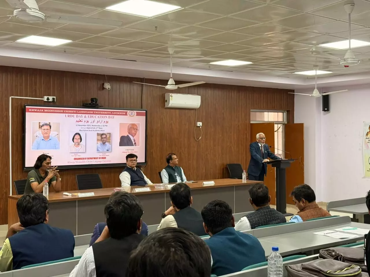 उर्दू भाषा भारत की साझा तहज़ीब की बुनियाद में गहराई तक रची-बसी है: अहमद इब्राहीम अलवी उर्दू भाषा भारत की साझा तहज़ीब की बुनियाद में गहराई तक रची-बसी है: अहमद इब्राहीम अलवी