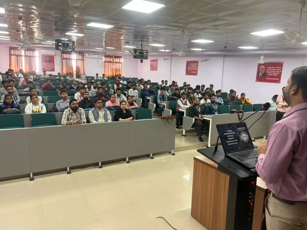 भाषा विवि में हुआ एक दिवसीय कार्यशाला का आयोजन भाषा विवि में हुआ एक दिवसीय कार्यशाला का आयोजन