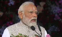 पीएम ने सत्य साईं बाबा की जन्म शताब्दी पर जारी किया विशेष स्मारक