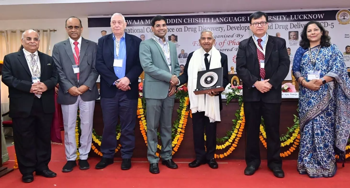 स्वास्थ्य के प्रति जागरूक करने के उद्देश्य से ख़्वाजा मुईनुद्दीन चिश्ती भाषा विश्वविद्यालय में एक रैली निकाली गयी स्वास्थ्य के प्रति जागरूक करने के उद्देश्य से ख़्वाजा मुईनुद्दीन चिश्ती भाषा विश्वविद्यालय में एक रैली निकाली गयी