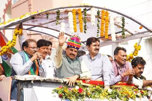 इंदौर- लौह पुरुष सरदार वल्लभभाई पटेल अद्वितीय और विराट व्यक्तित्व के धनी : मुख्यमंत्री डॉ. यादव इंदौर- लौह पुरुष सरदार वल्लभभाई पटेल अद्वितीय और विराट व्यक्तित्व के धनी : मुख्यमंत्री डॉ. यादव