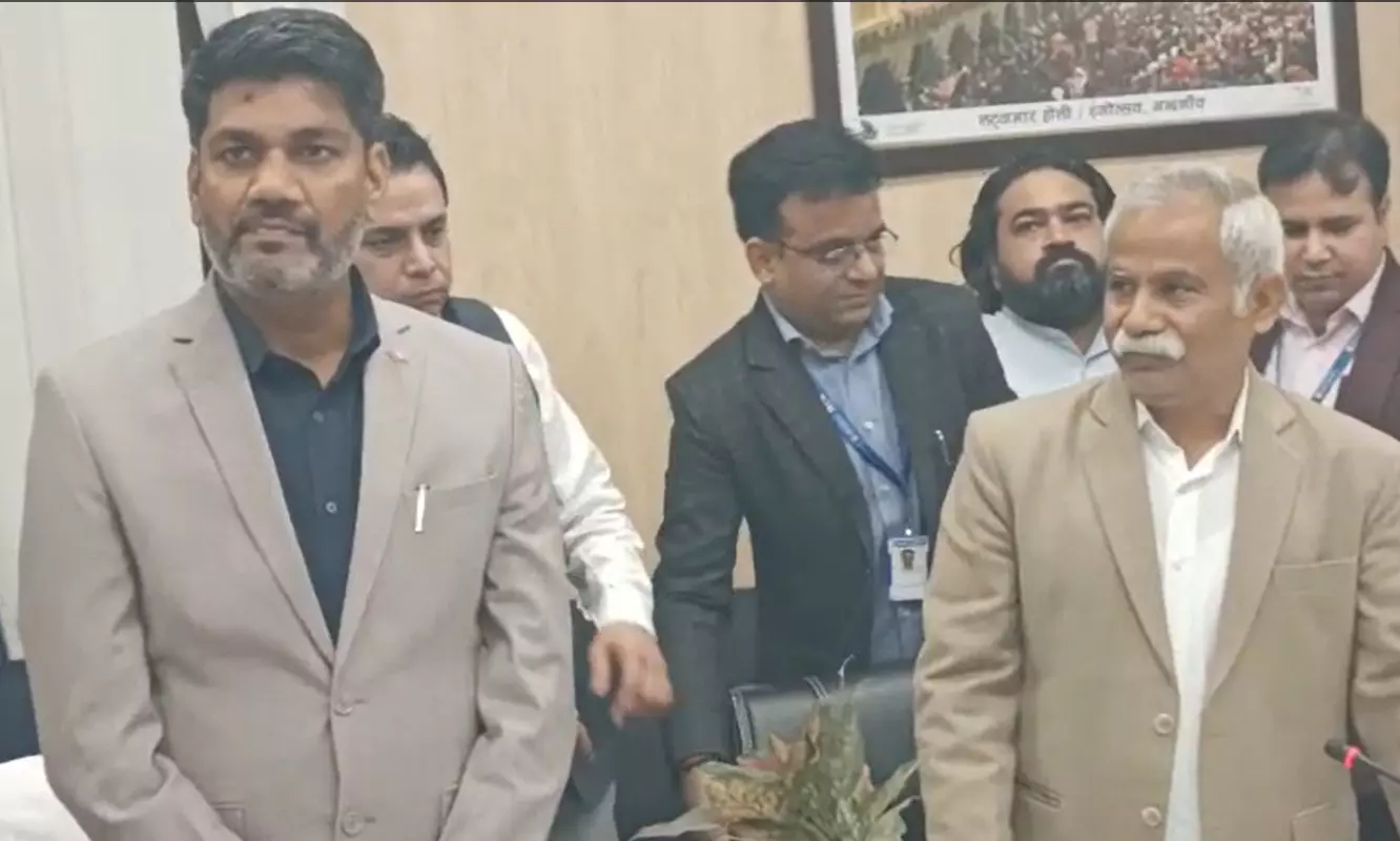 मथुरा में सड़क सुरक्षा पर सख्ती, जिलाधिकारी ने दुर्घटनाएँ 50% घटाने के लिए दिए कड़े निर्देश