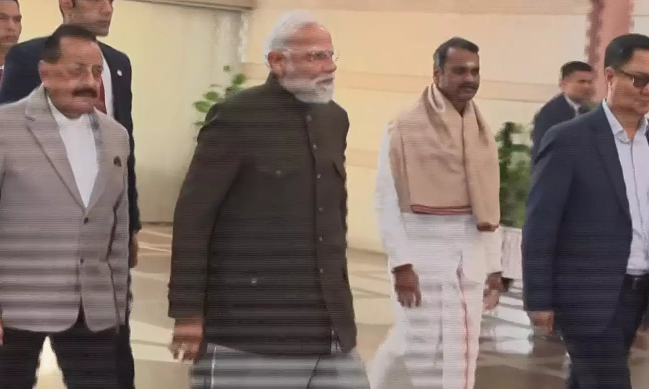 NDA संसदीय दल की बैठक, पीएम मोदी को किया सम्मानित NDA संसदीय दल की बैठक, पीएम मोदी को किया सम्मानित