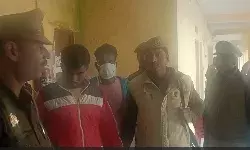 рдЧреЛрдВрдбрд╛ рдореЗрдВ рдмреНрд▓рд╛рдЗрдВрдб рдорд░реНрдбрд░ рдХрд╛ рдЦреБрд▓рд╛рд╕рд╛, рддреАрди рдЧрд┐рд░рдлреНрддрд╛рд░, рд╣рддреНрдпрд╛ рдореЗрдВ рдкреНрд░рдпреБрдХреНрдд рд╕рд╛рдорд╛рди рдмрд░рд╛рдордж рдЧреЛрдВрдбрд╛ рдореЗрдВ рдмреНрд▓рд╛рдЗрдВрдб рдорд░реНрдбрд░ рдХрд╛ рдЦреБрд▓рд╛рд╕рд╛, рддреАрди рдЧрд┐рд░рдлреНрддрд╛рд░, рд╣рддреНрдпрд╛ рдореЗрдВ рдкреНрд░рдпреБрдХреНрдд рд╕рд╛рдорд╛рди рдмрд░рд╛рдордж