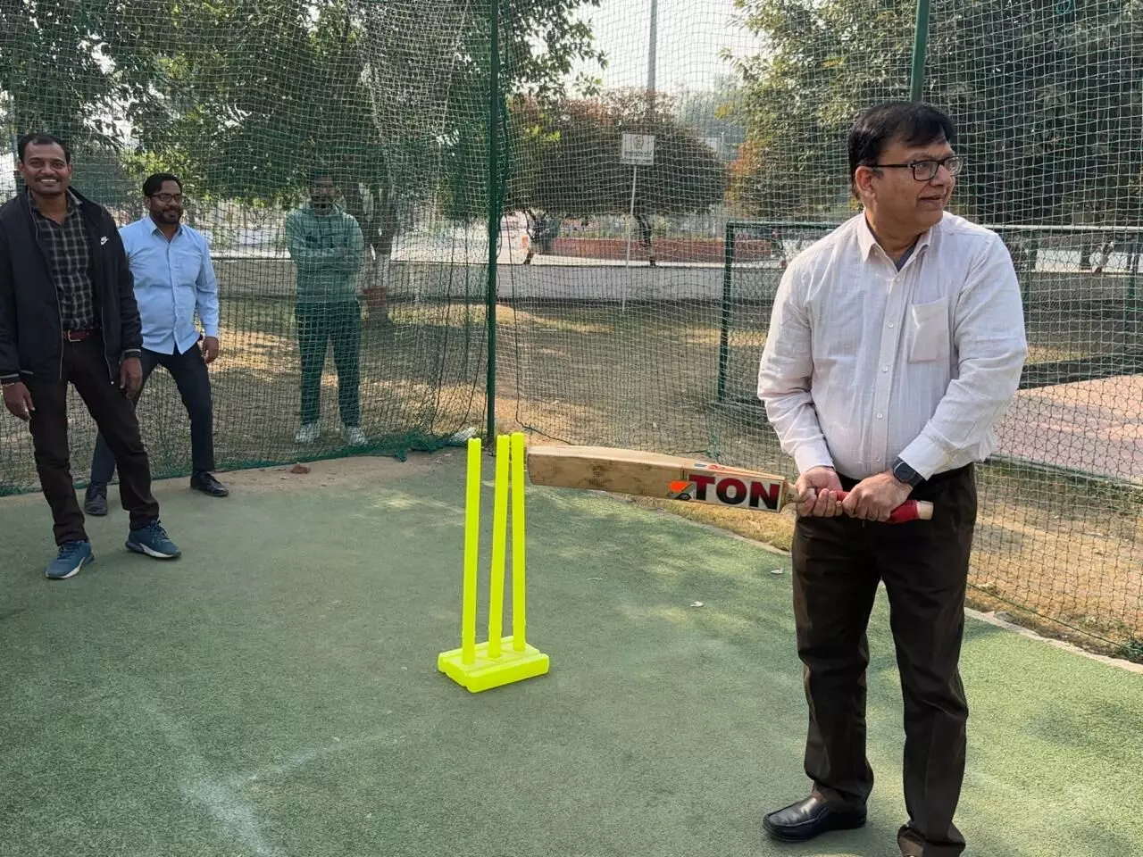 भाषा विश्वविद्यालय में शिक्षण–गैर शिक्षण मिश्रित क्रिकेट टीम का गठन