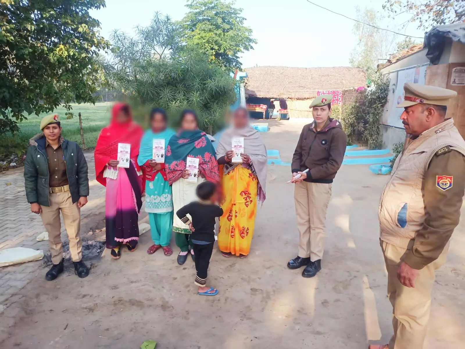 पीलीभीत में मिशन शक्ति अभियान 5.0 के तहत महिलाओं और बालिकाओं को सुरक्षा के प्रति जागरूक किया गया पीलीभीत में मिशन शक्ति अभियान 5.0 के तहत महिलाओं और बालिकाओं को सुरक्षा के प्रति जागरूक किया गया