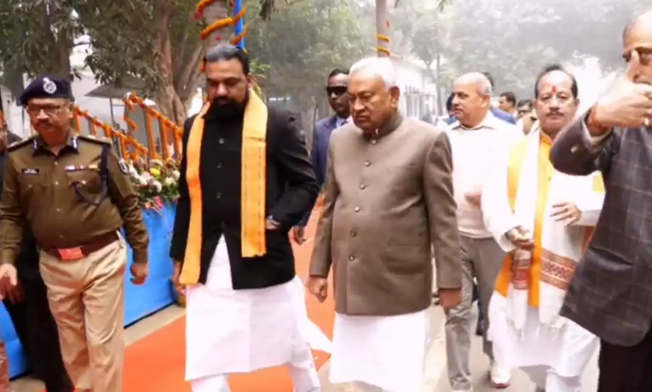 नीतीश कुमार ने बिहार में 34 चलंत फॉरेंसिक वाहनों का किया लोकार्पण नीतीश कुमार ने बिहार में 34 चलंत फॉरेंसिक वाहनों का किया लोकार्पण