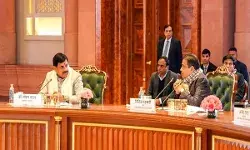 सिंहस्थ-2028 को लेकर सड़क परियोजनाएं समय पर पूरी हों: गडकरी