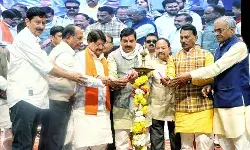 इंदौर- मुख्यमंत्री डॉ. यादव ने पेयजल व्यवस्था सुदृढ़ करने इंदौर को दी 800 करोड़ से अधिक की सौगात इंदौर- मुख्यमंत्री डॉ. यादव ने पेयजल व्यवस्था सुदृढ़ करने इंदौर को दी 800 करोड़ से अधिक की सौगात