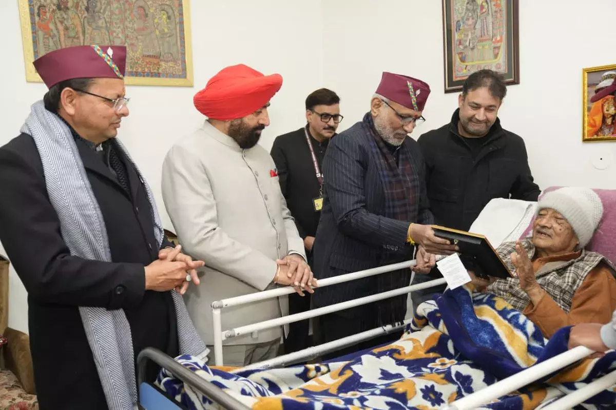 Vice-President Shri C. P. Radhakrishnan Meets Former Uttarakhand Chief Minister and Union Minister Major General (Retd.) B. C. Khanduri Vice-President Shri C. P. Radhakrishnan Meets Former Uttarakhand Chief Minister and Union Minister Major General (Retd.) B. C. Khanduri