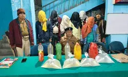 लौरिया पुलिस ने 50 लीटर शराब के साथ 8 कारोबारीयों को किया गिरफ्तार