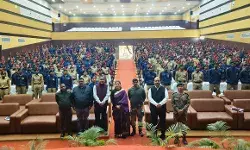 साइबर ठगी और मानसिक दबाव से बचने के लिए युवा रहें सावधान