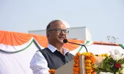 77वें गणतंत्र दिवस के पावन अवसर पर अंबेडकर विश्वविद्यालय के कुलपति प्रो राज कुमार मित्तल ने दिया बधाई संदेश