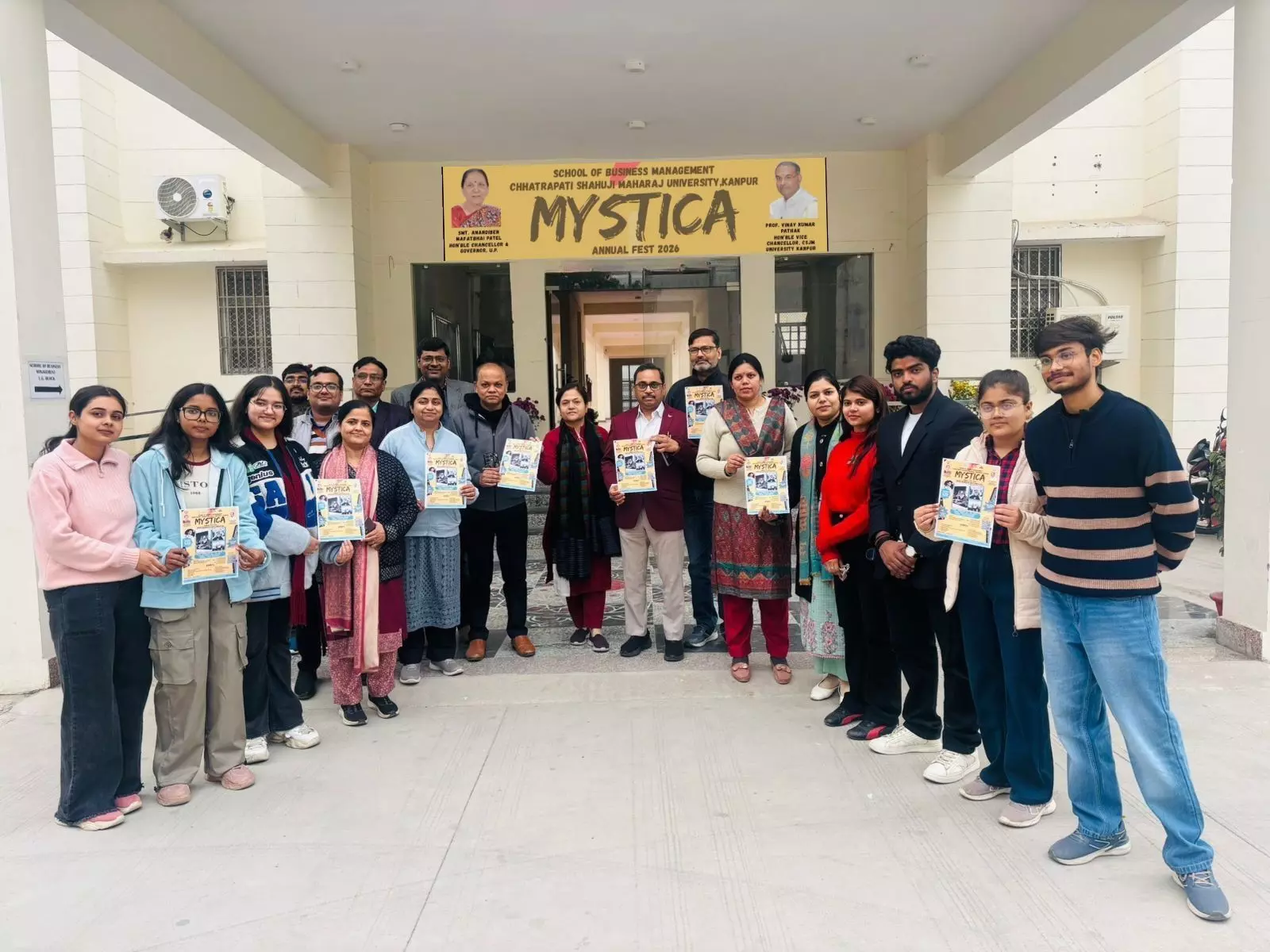 सीएसजेएमयू, कानपुर में मिस्टिका 2026 के पोस्टर का विमोचन सीएसजेएमयू, कानपुर में मिस्टिका 2026 के पोस्टर का विमोचन