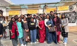 भाषा विश्वविद्यालय: सांस्कृतिक महोत्सव ‘सनतकदा’ में पत्रकारिता के विद्यार्थियों का शैक्षणिक भ्रमण