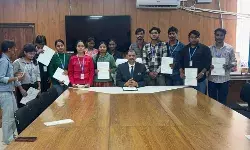 कैंपस ड्राइव में चयनित बीबीए एवं एमबीए एग्रीकल्चर छात्रों को कुलपति ने सौंपे ऑफर लेटर