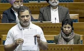 संसद परिसर में राहुल गांधी और मंत्री बिट्टू के बीच तीखी नोकझोंक