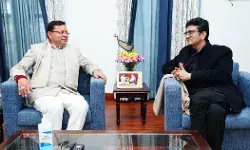 उत्तराखंड: मुख्यमंत्री से प्रसून जोशी ने मुलाक़ात, राज्य में फिल्म निर्माण की संभावनाओं पर हुई चर्चा