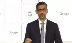 गूगल ने पांच वर्षों में 15 अरब डॉलर के निवेश से समुद्र के अंदर नए केबलों के माध्यम से भारत को अमरीका से जोड़ने की घोषणा की