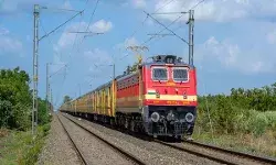 उत्तर रेलवे ने त्योहारों में भीड़ को देखते हुए जम्मू राजधानी और कोलकाता एक्सप्रेस में बढ़ाए अतिरिक्त कोच उत्तर रेलवे ने त्योहारों में भीड़ को देखते हुए जम्मू राजधानी और कोलकाता एक्सप्रेस में बढ़ाए अतिरिक्त कोच