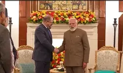 PM Modi Meets Qualcomm CEO Cristiano Amon at AI Summit PM Modi Meets Qualcomm CEO Cristiano Amon at AI Summit