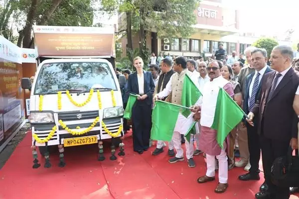 प्रधानमंत्री सूर्य घर मुफ्त बिजली योजना का करें बेहतर क्रियान्वयन : मंत्री श्री शुक्ला प्रधानमंत्री सूर्य घर मुफ्त बिजली योजना का करें बेहतर क्रियान्वयन : मंत्री श्री शुक्ला