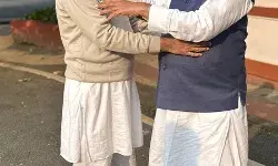 नीतीश कुमार के पुत्र निशांत कुमार आज JDU में होंगे शामिल नीतीश कुमार के पुत्र निशांत कुमार आज JDU में होंगे शामिल