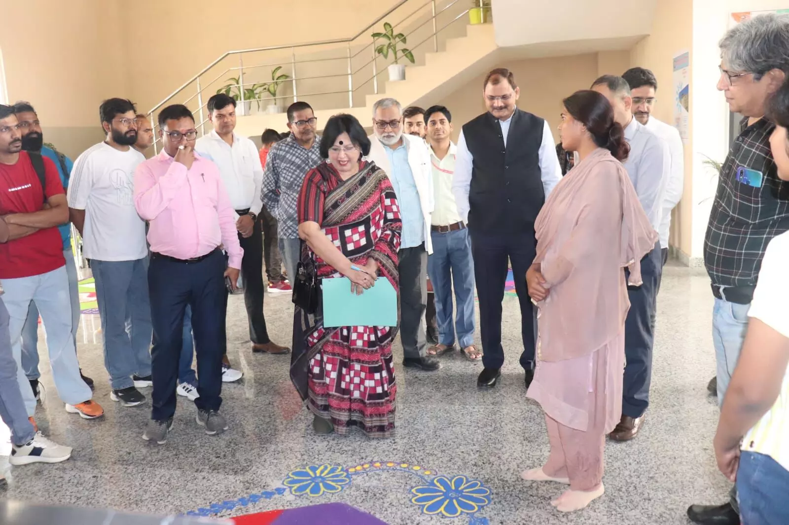 महिलाओं की प्रगति के बिना समाज और राष्ट्र का समग्र विकास संभव नहीं — कुलपति महिलाओं की प्रगति के बिना समाज और राष्ट्र का समग्र विकास संभव नहीं — कुलपति