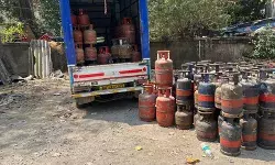 मुंबई में गैस सिलेंडर कालाबाज़ारी का भंडाफोड़