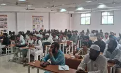 भाषा विवि में “प्राचीन काल में अरबी आलोचना” विषय पर व्याख्यान आयोजित