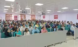 भाषा विवि में पर्सनल फाइनेंस पर विशेष व्याख्यान का आयोजन भाषा विवि में पर्सनल फाइनेंस पर विशेष व्याख्यान का आयोजन