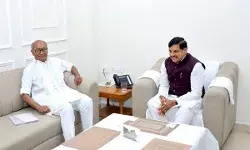मुख्यमंत्री डॉ. यादव से पूर्व मुख्यमंत्री श्री सिंह ने की भेंट