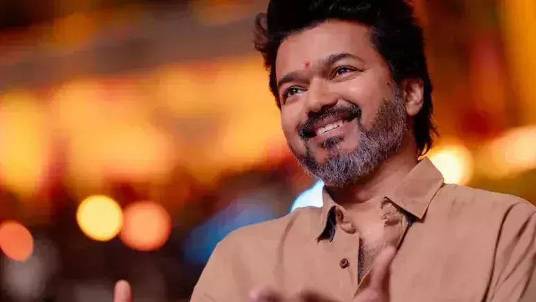 तमिलनाडु में अभिनेता विजय की टी.वी.के ने रूझानों में 100 सीटों पर बढ़त बनाई