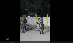 पुलिस मुठभेड़ में दो वांछित अपराधी घायल, एक गिरफ्तार